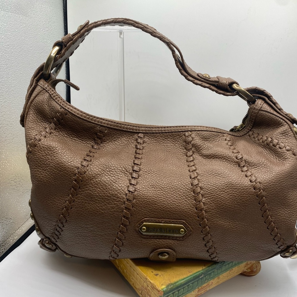 611 Isabella Fiord “whiplash Audra”NWT studded pebbled leather taupe lg hobo